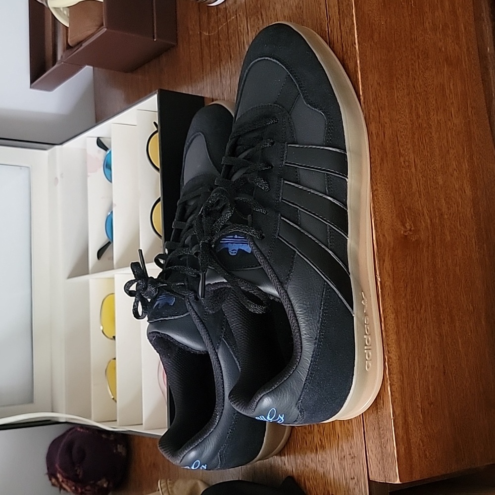 Adidas Aloha Super
